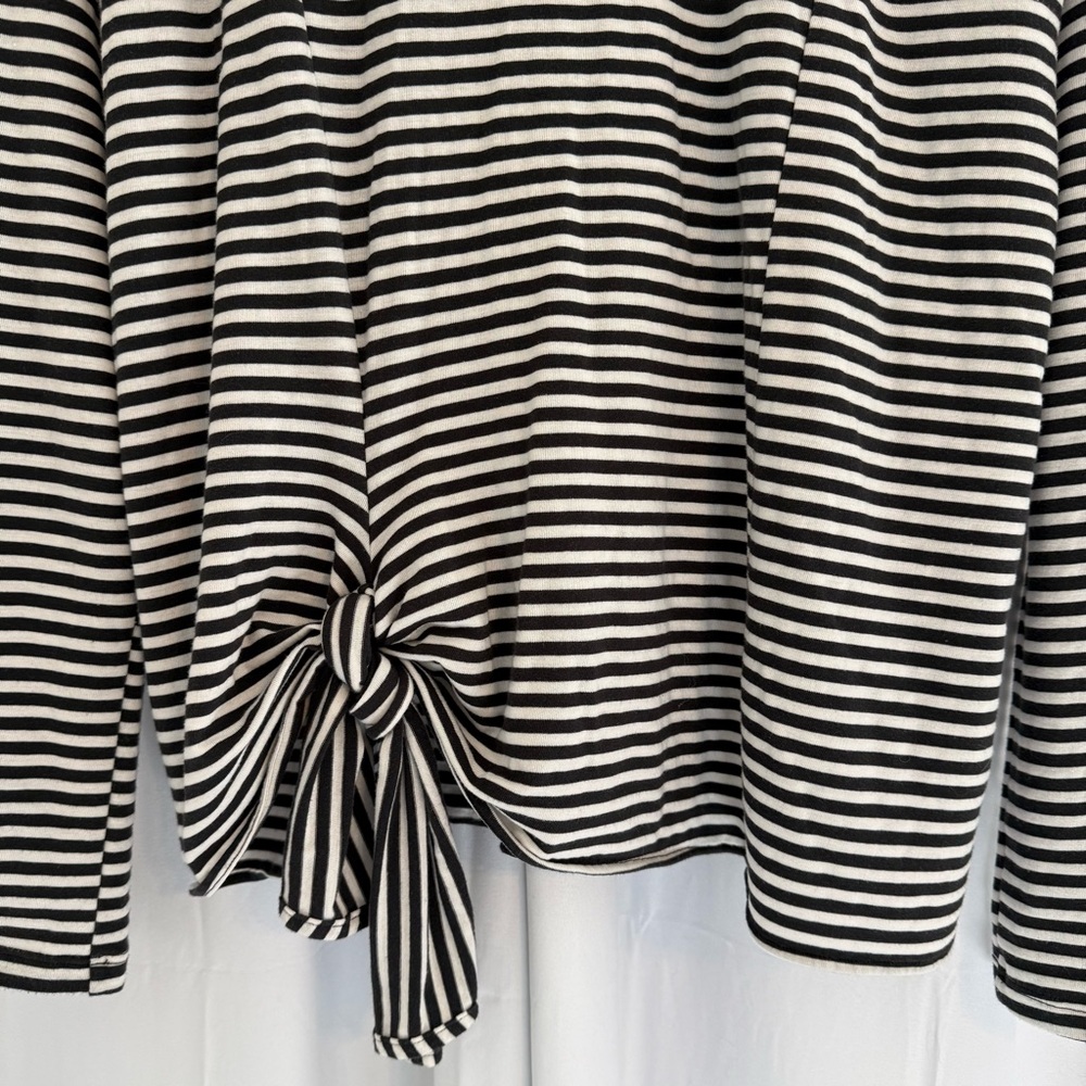 Anthropologie T.LA Black White Striped Tie Front Long Sleeve Tee Women’s Large - Picture 6 of 10